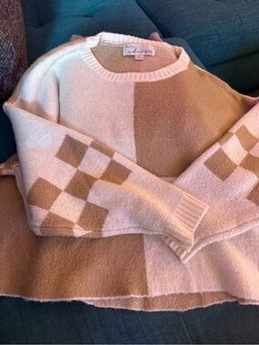 Vintage Havana Cream & Tan Checkerboard Crewneck Sweater